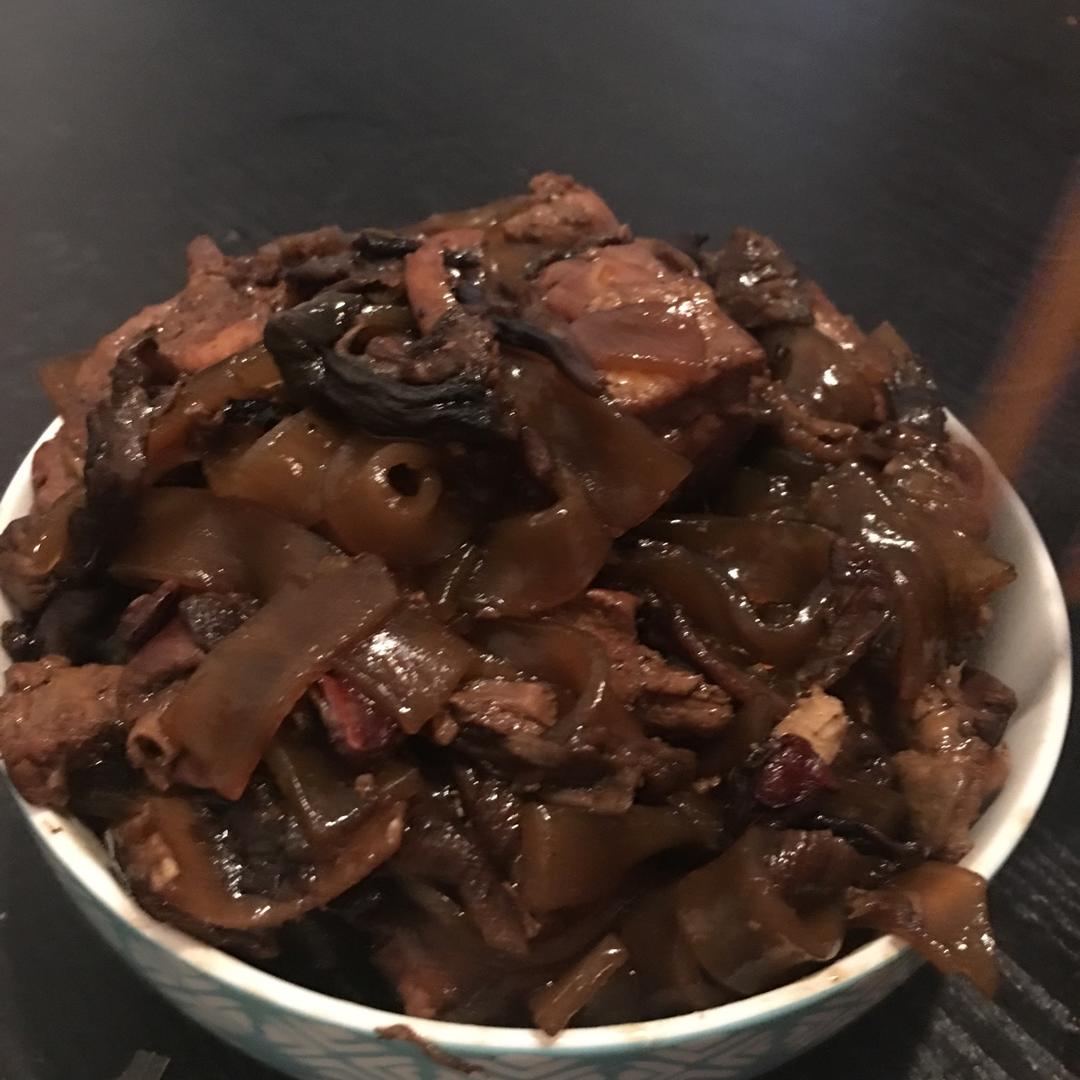 小鸡炖蘑菇