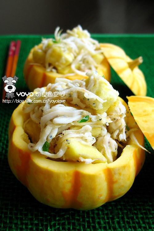 银鱼南瓜盅的做法