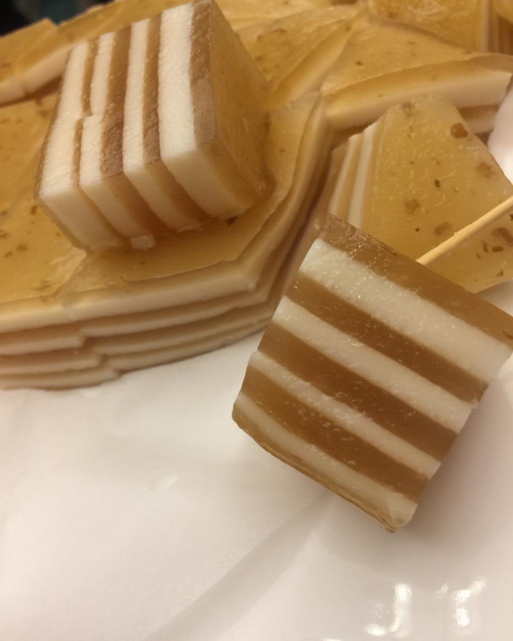 dg紫小鱼做的q弹椰汁千层糕(马蹄糕)