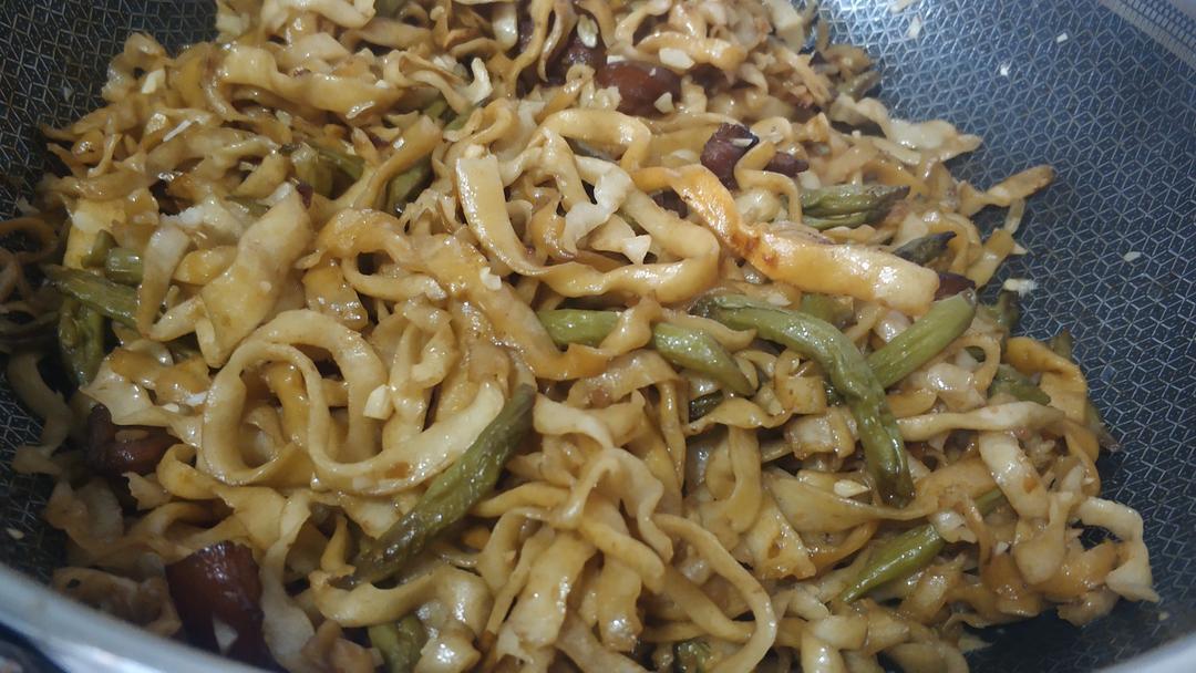 豆角焖面