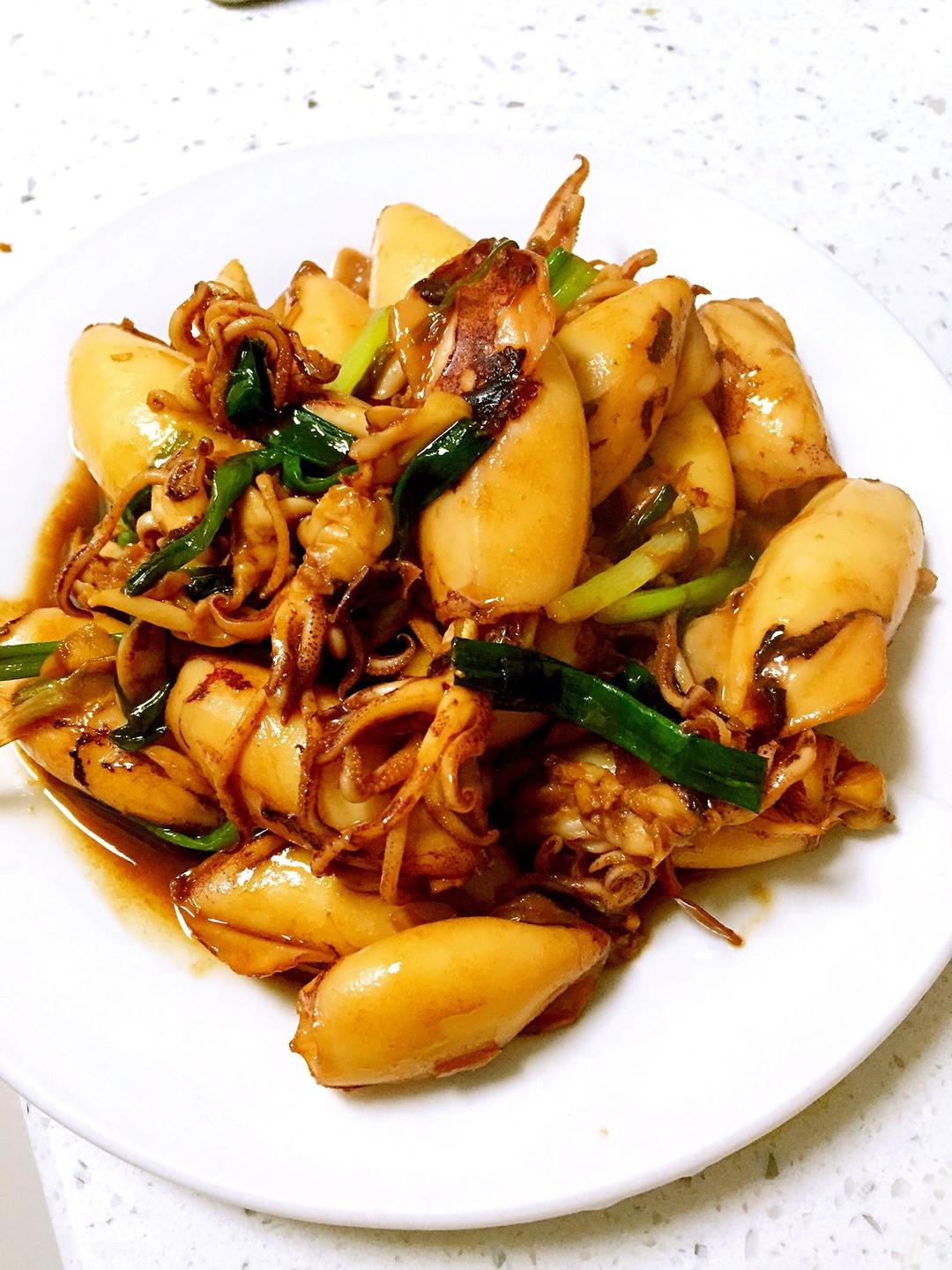 【红烧鱿鱼仔的做法步骤图,红烧鱿鱼仔怎么做好吃】夏天的味道_7nzh