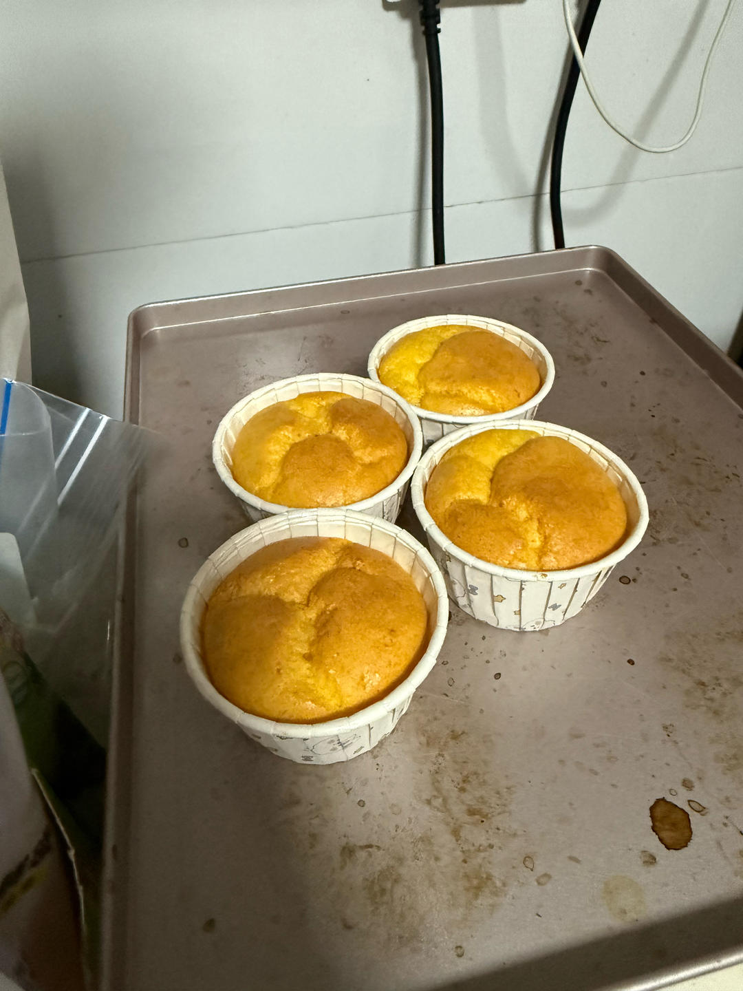 纸杯蛋糕 8寸戚风蛋糕的量