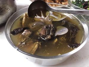 虎掌菌海底椰炖鸡汤的做法 步骤16