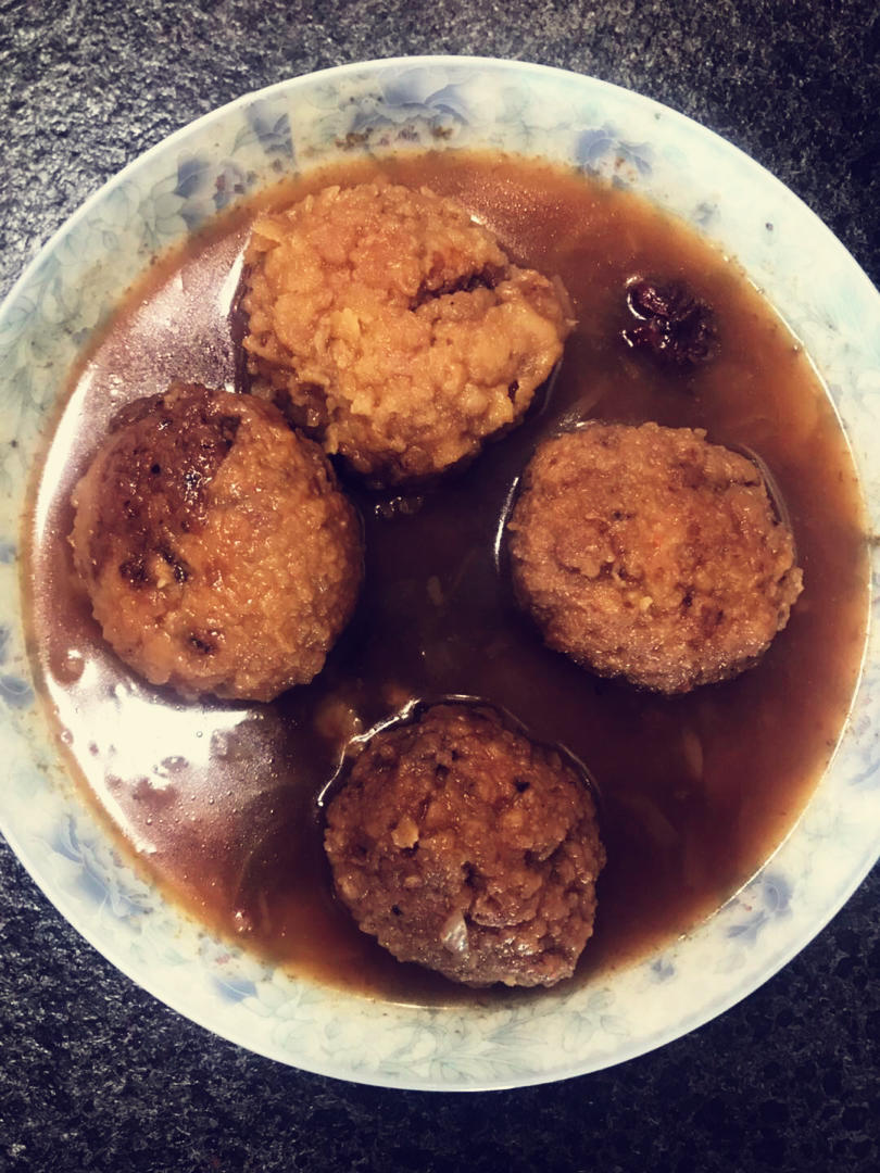 四喜丸子（红烧狮子头）