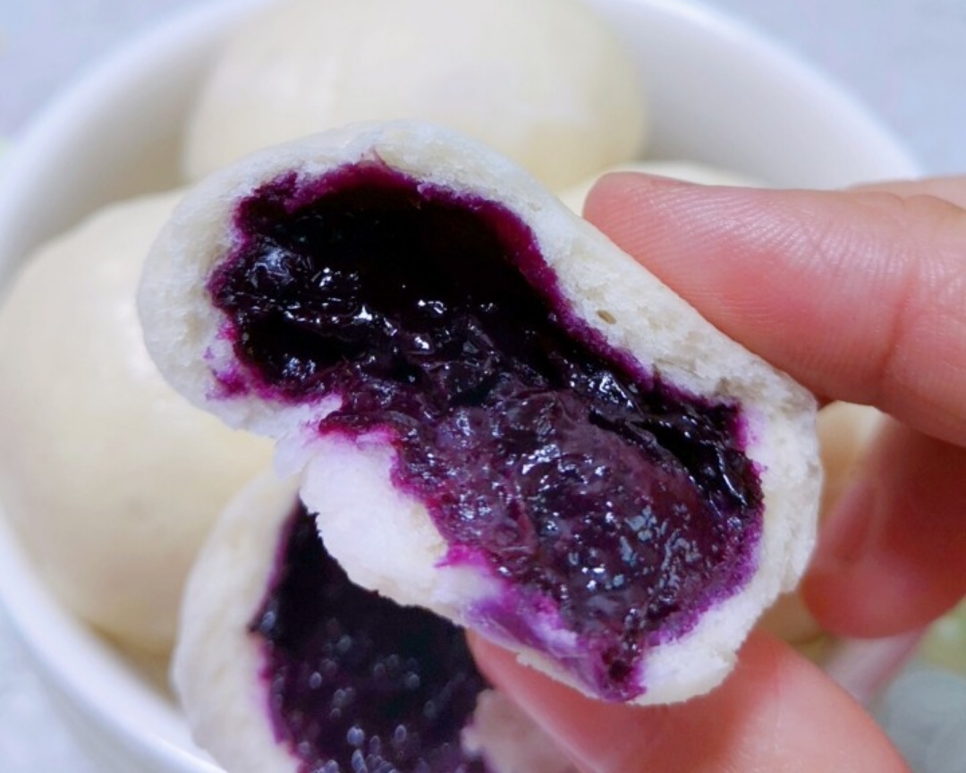 宝宝辅食:蓝莓包的做法
