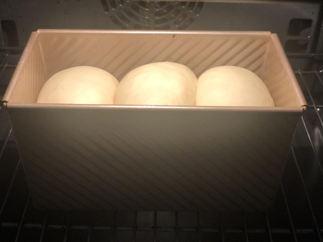 小美牛奶吐司