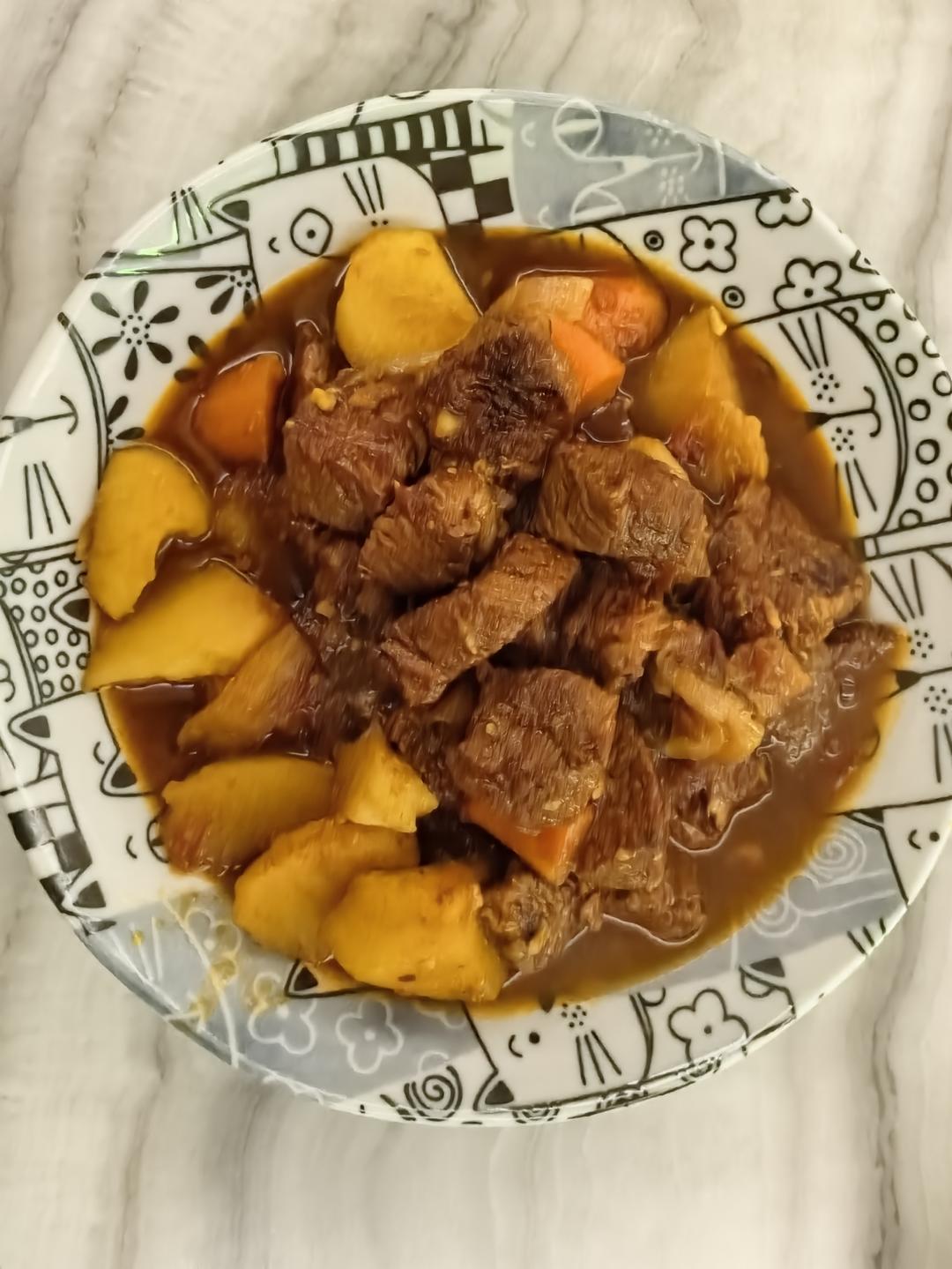 番茄土豆炖牛腩