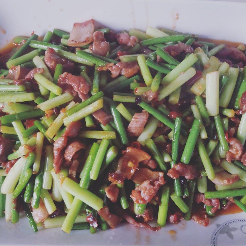 蒜薹炒肉丝