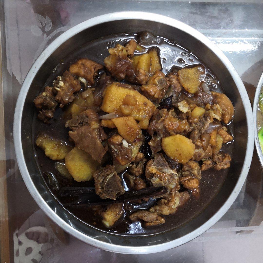 🔥巨好吃的红烧排骨炖土豆❗️懒人版轻松做拿手菜
