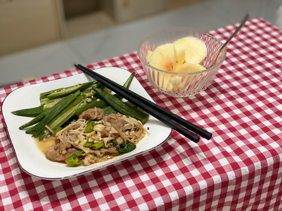 金针菇肥牛