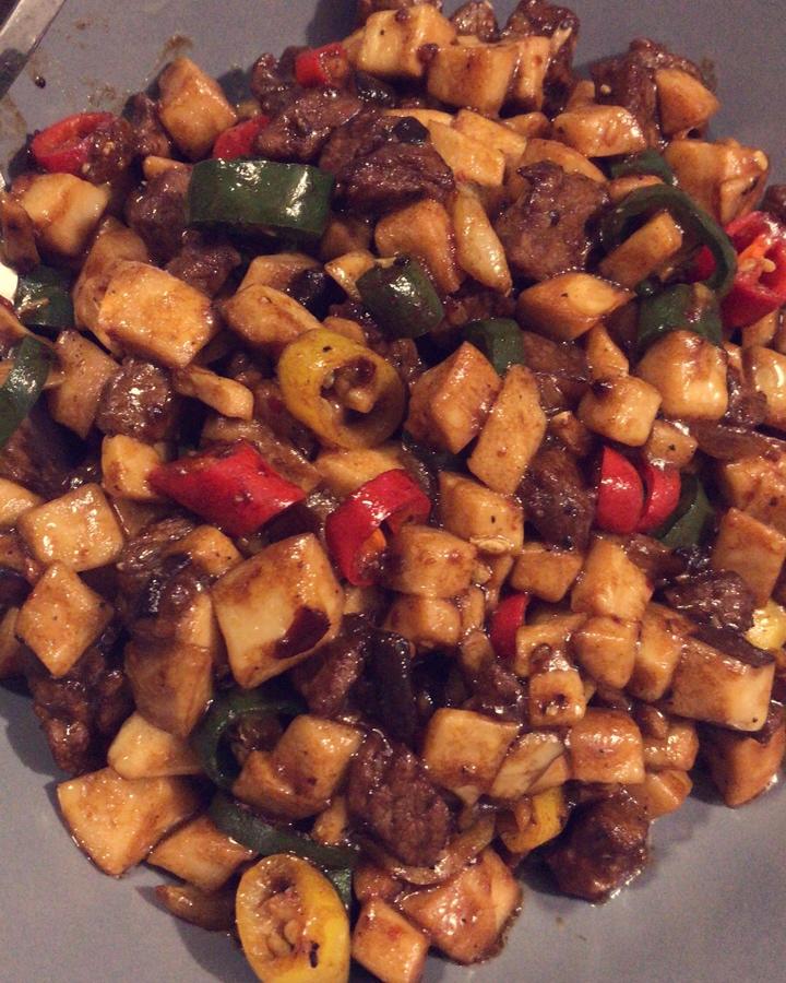 家常菜~杏鲍菇烧牛肉粒