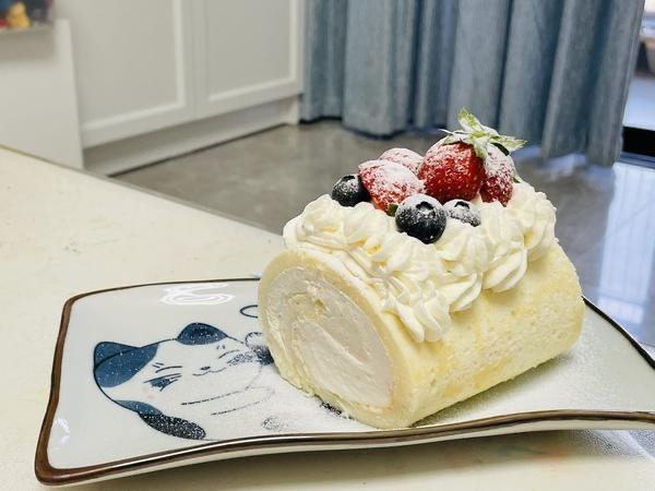 雪白瑞士卷（消耗蛋白的蛋糕卷I）