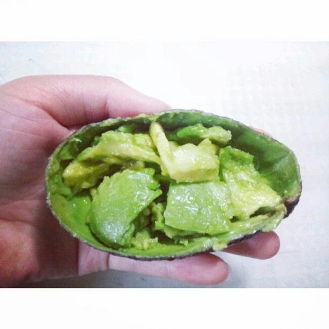 白糖拌牛油果（牛油果冰淇淋）