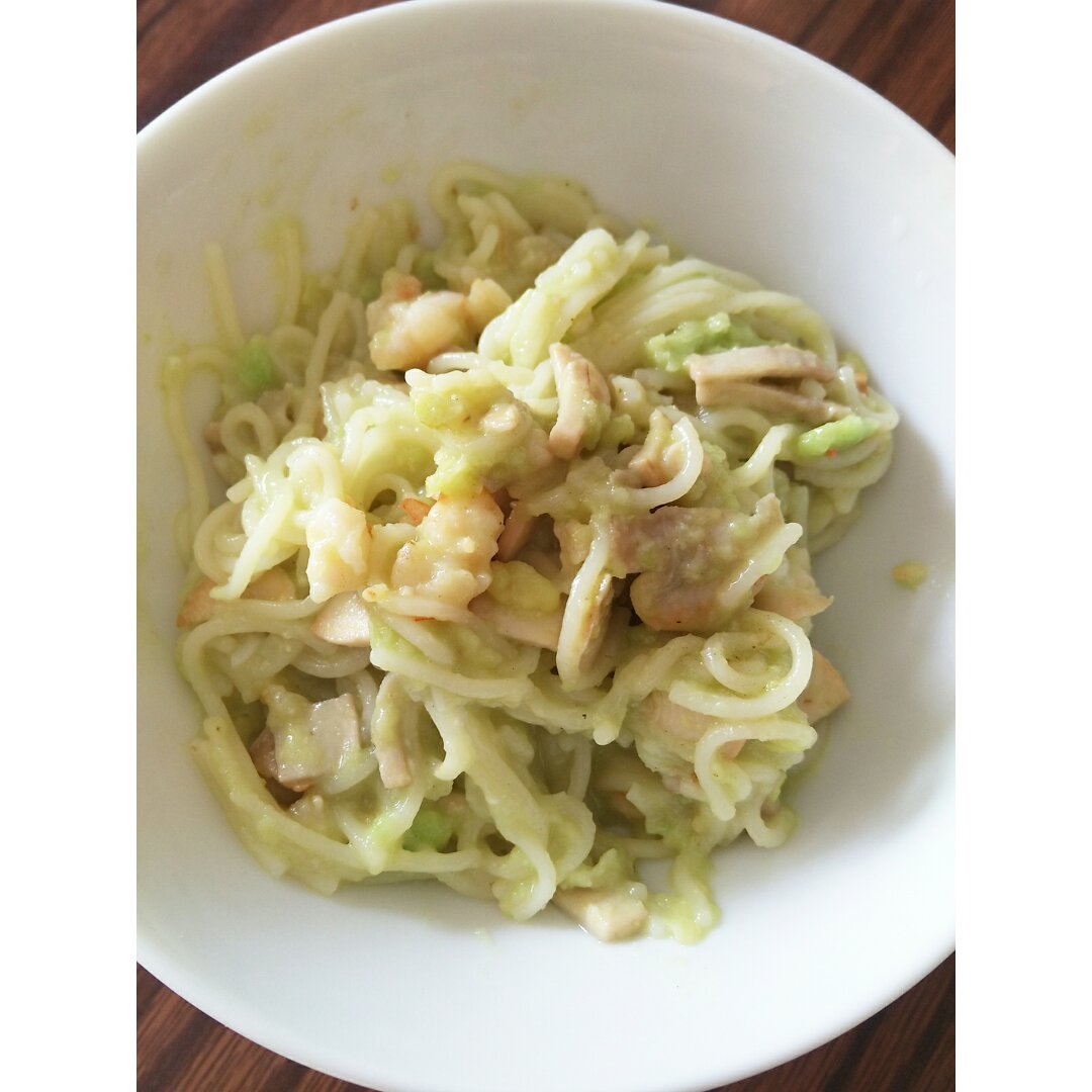 虾仁牛油果意面