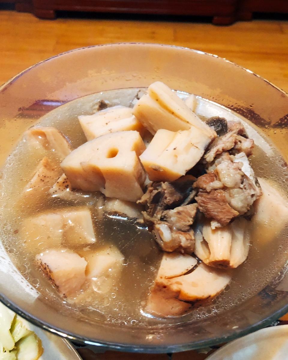 莲藕排骨汤