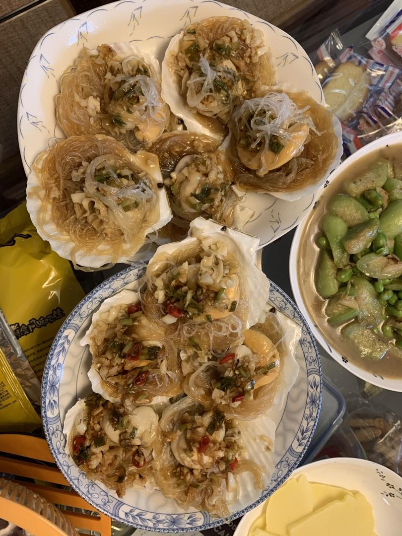 零失败的蒜蓉粉丝蒸扇贝