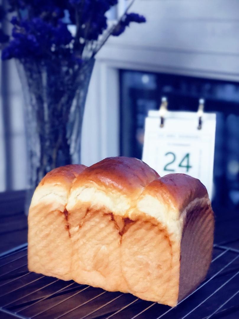 超绵软de‼️皇后吐司💯一口就沦陷✔️