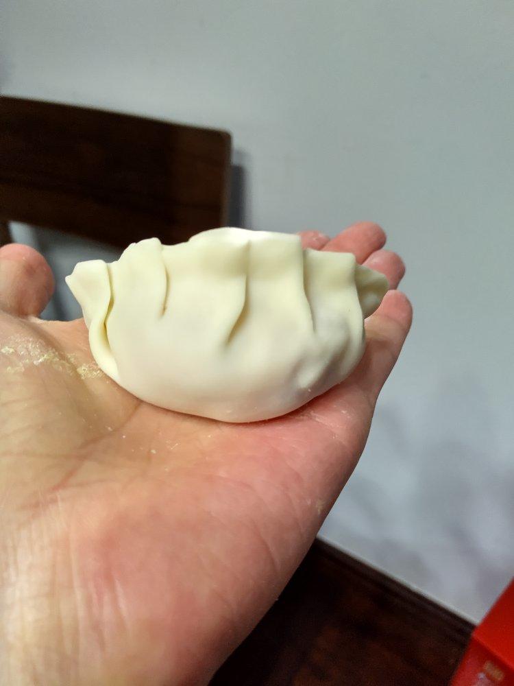 普通大肚饺子包法（内有羞答答小视频ヾ(@^▽^@)ノ　）