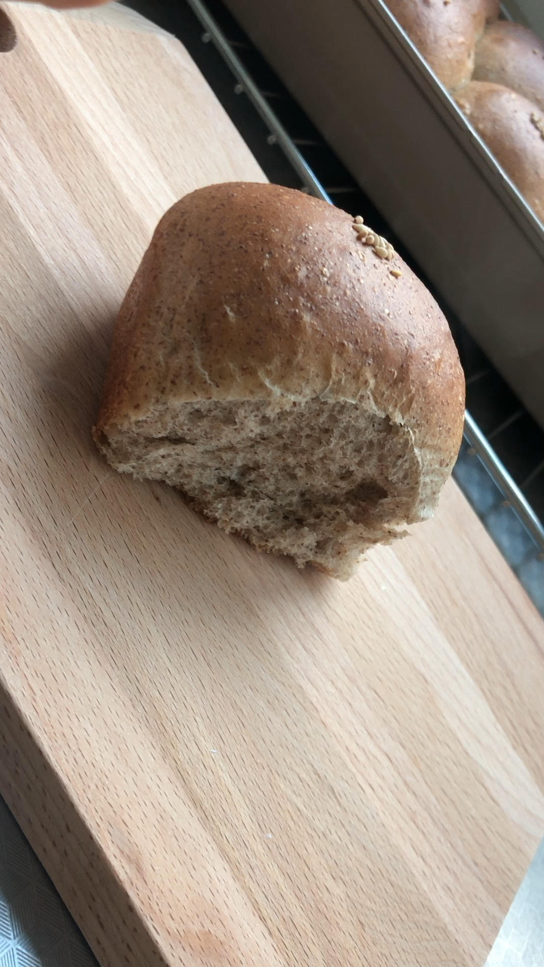 蜂蜜全麦早餐包丨健康·烘焙