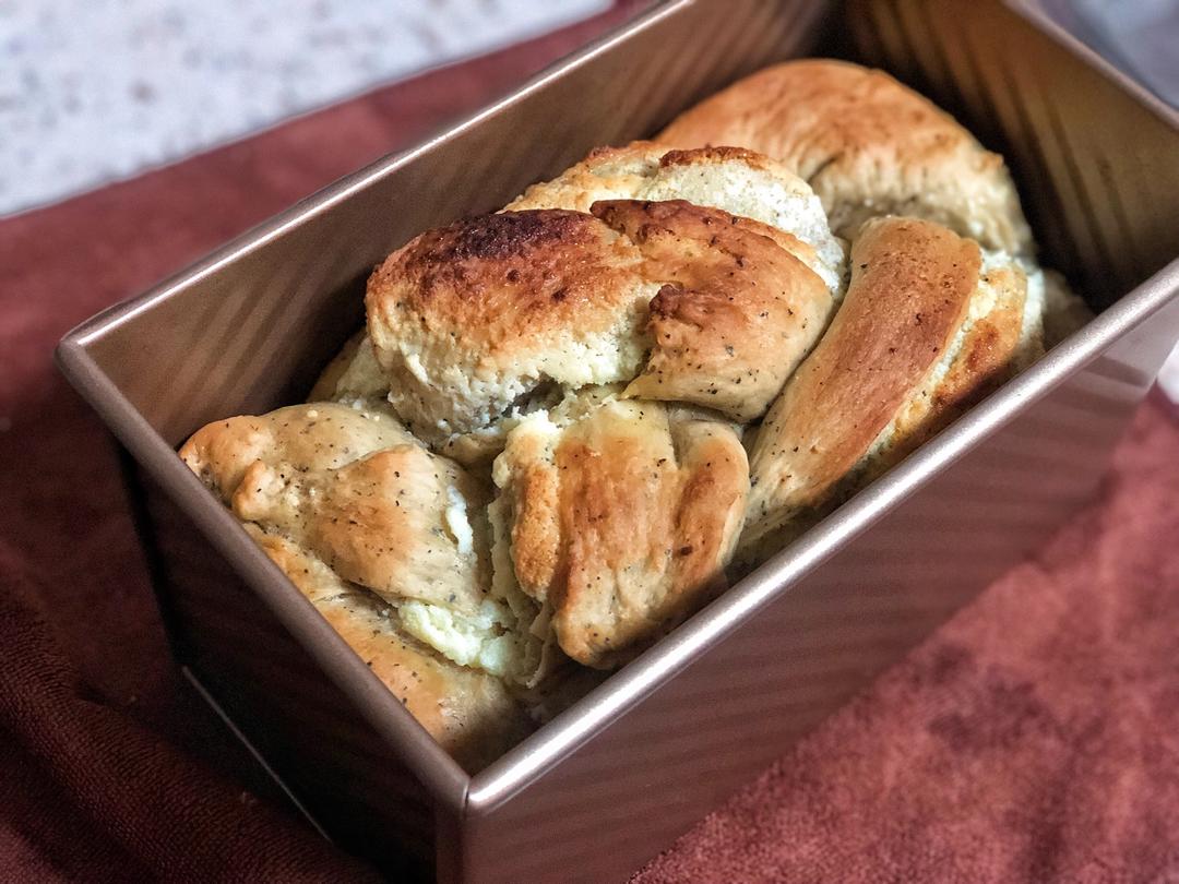 红茶奶酥吐司