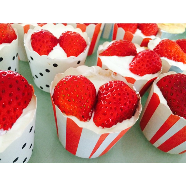 消耗淡奶油之作——淡奶油小蛋糕