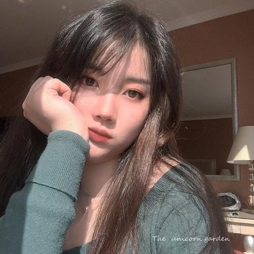 小花花猛回头