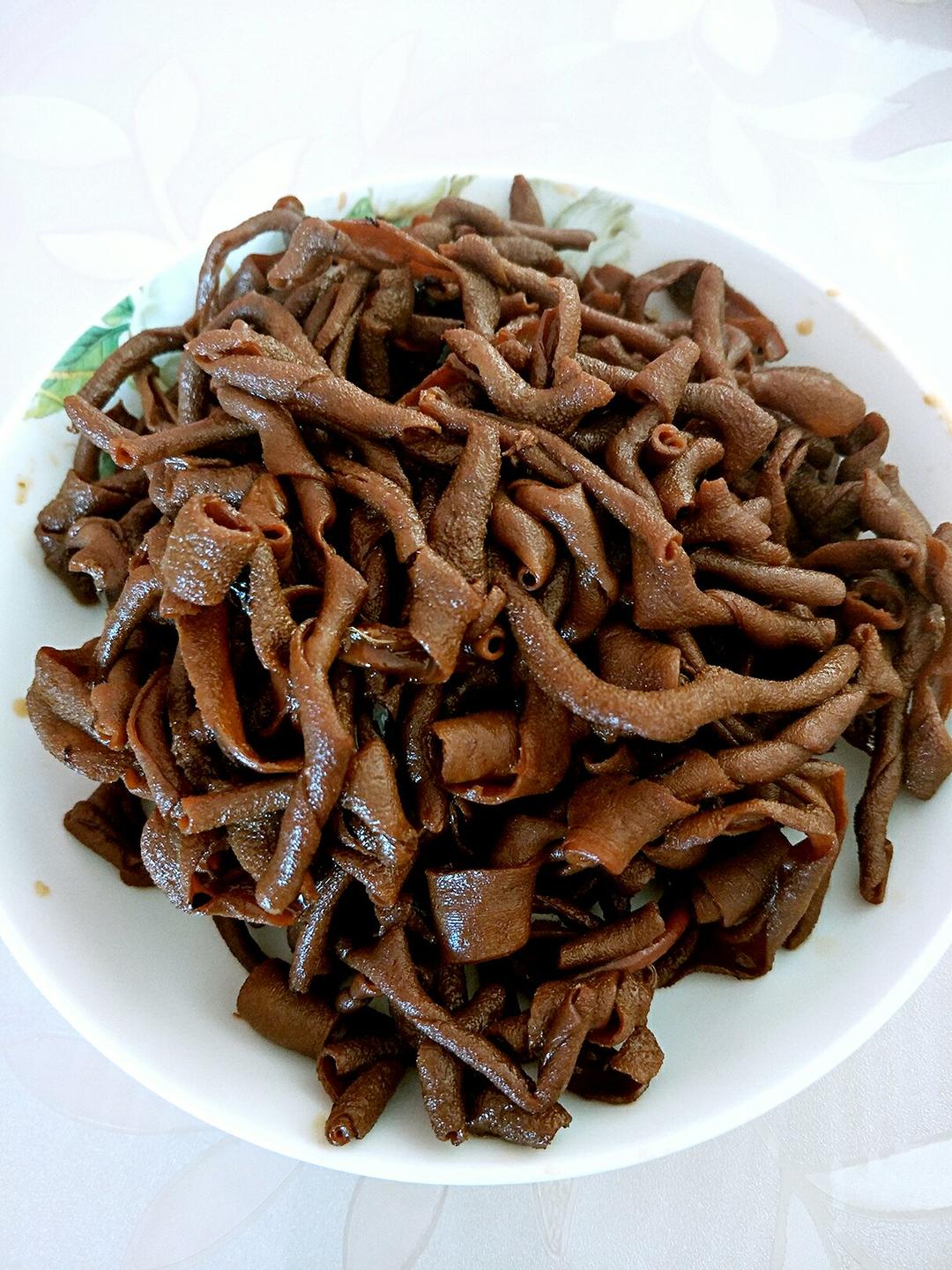 卤鸭肠