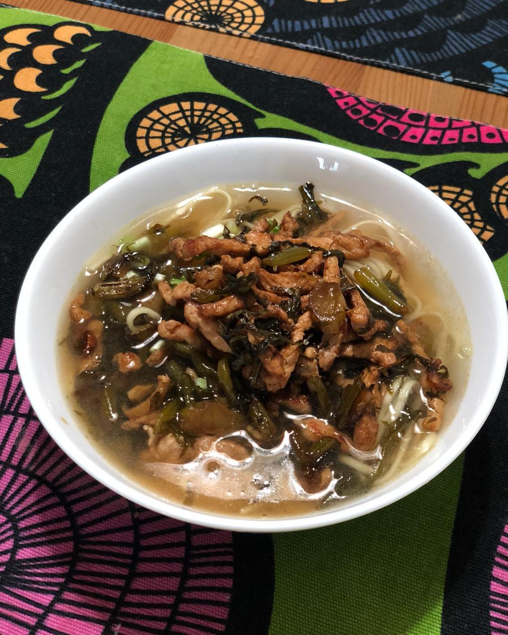 雪菜肉丝面