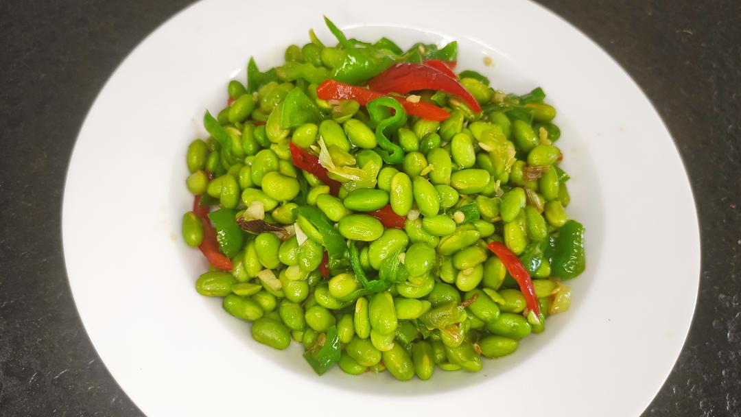 辣椒小炒毛豆