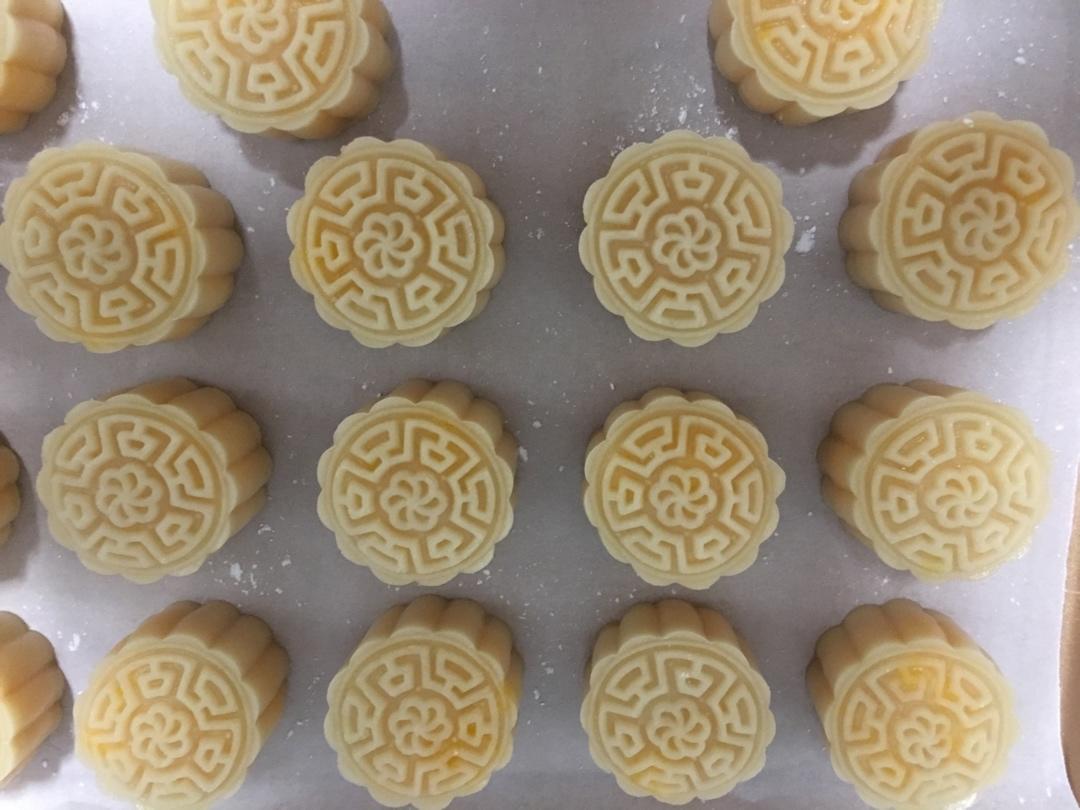 金沙奶黄月饼