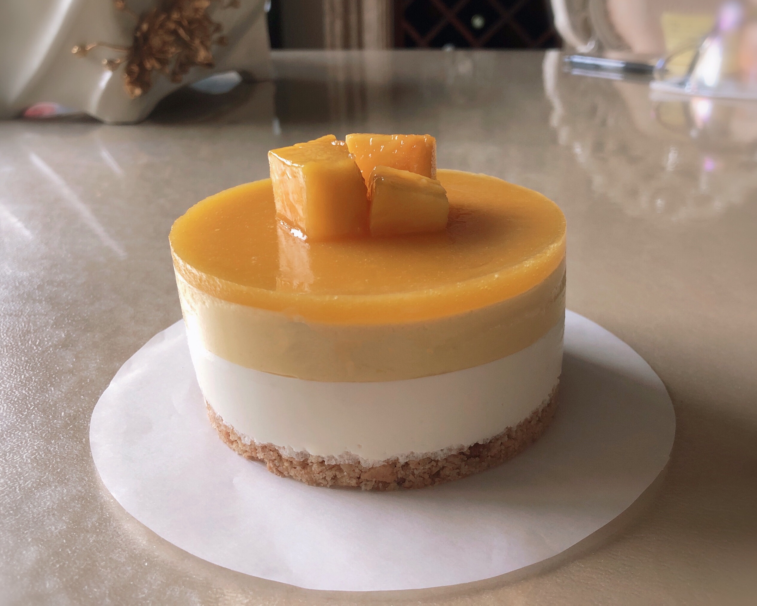 芒果椰奶双色慕斯蛋糕4寸的做法