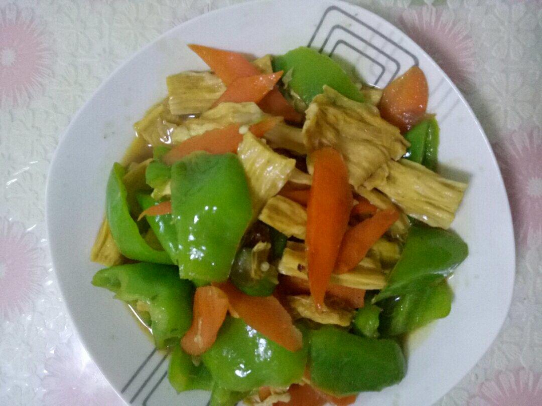 腐竹炒肉