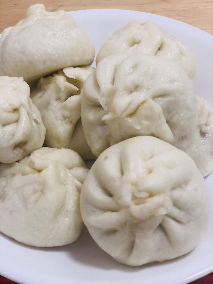 香菇木耳酱香猪肉包子