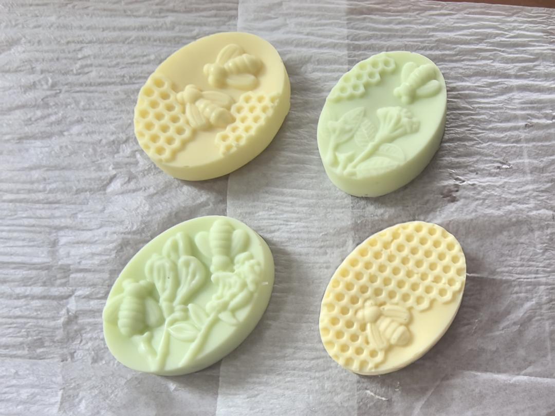 超简单的母乳手工皂