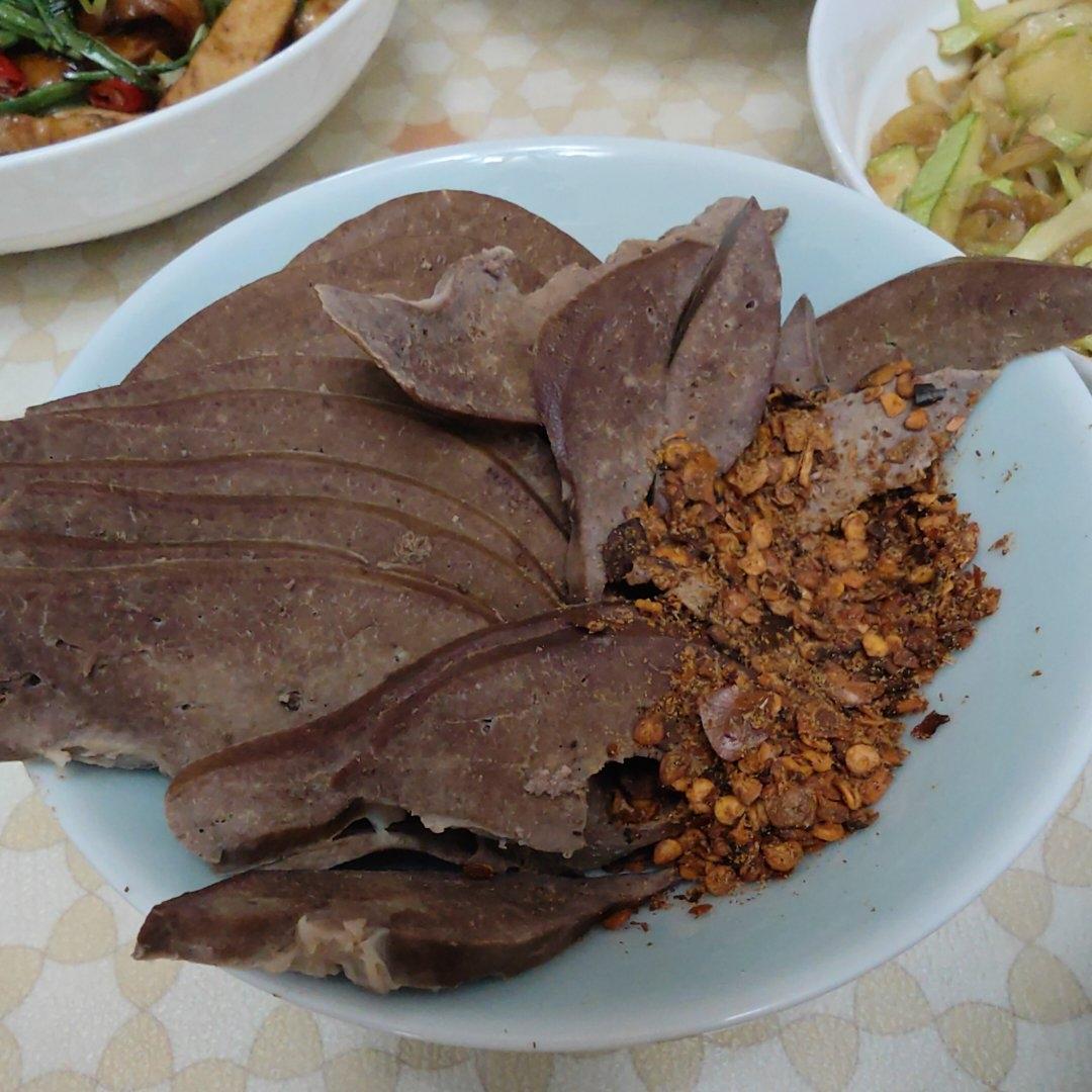 86岁奶奶教的盐水猪肝