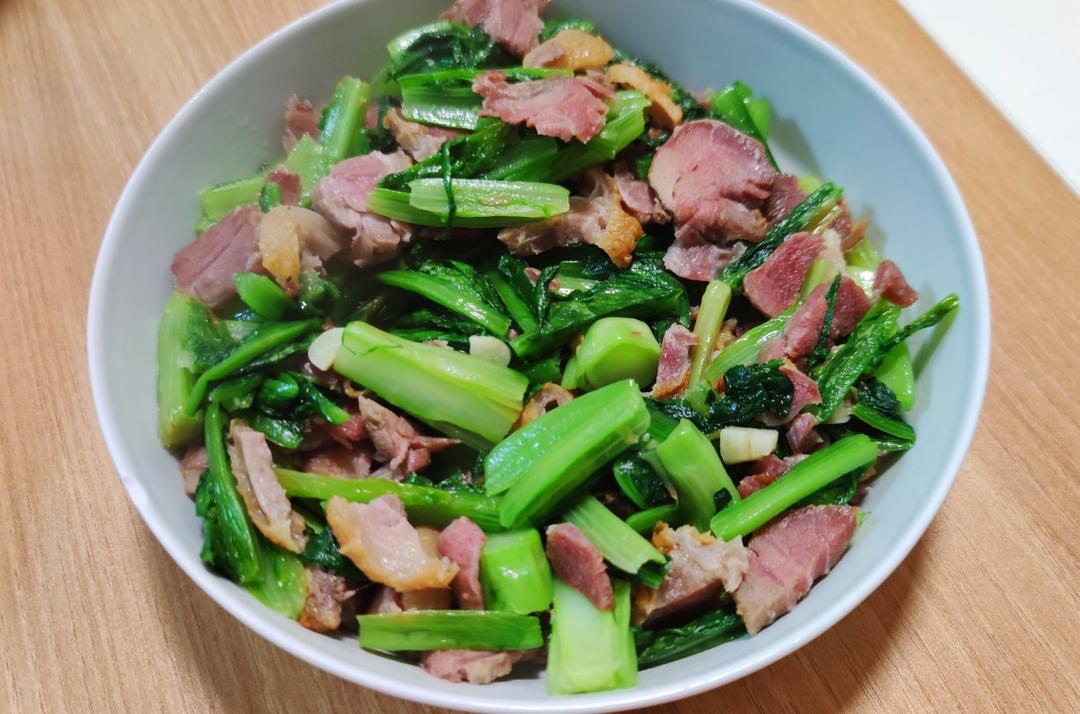 清炒油麦菜