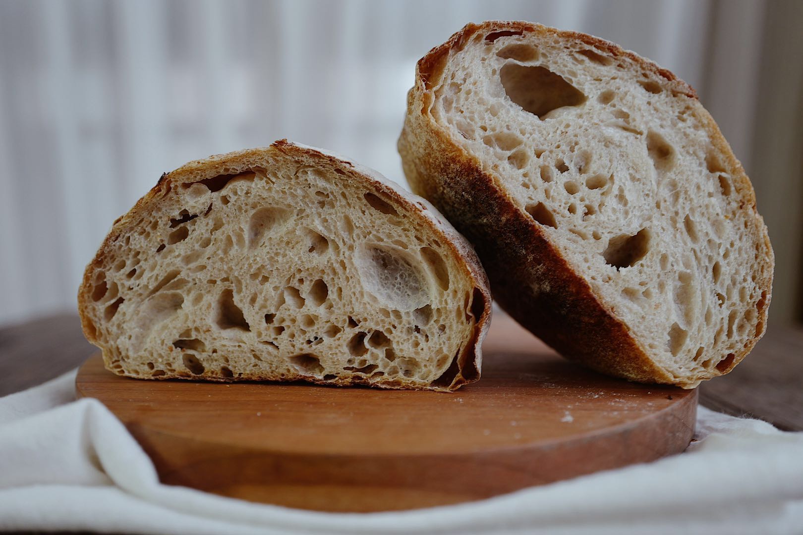 第一款：《法国面包教父的经典配方》—— Le Boule 圆面包