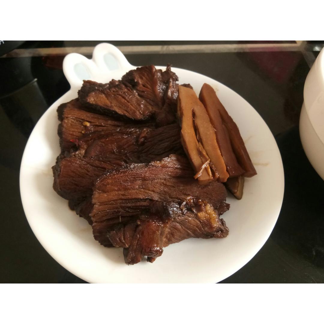简单好吃——卤牛肉