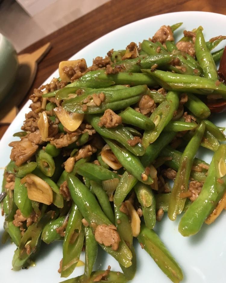 豆角炒肉