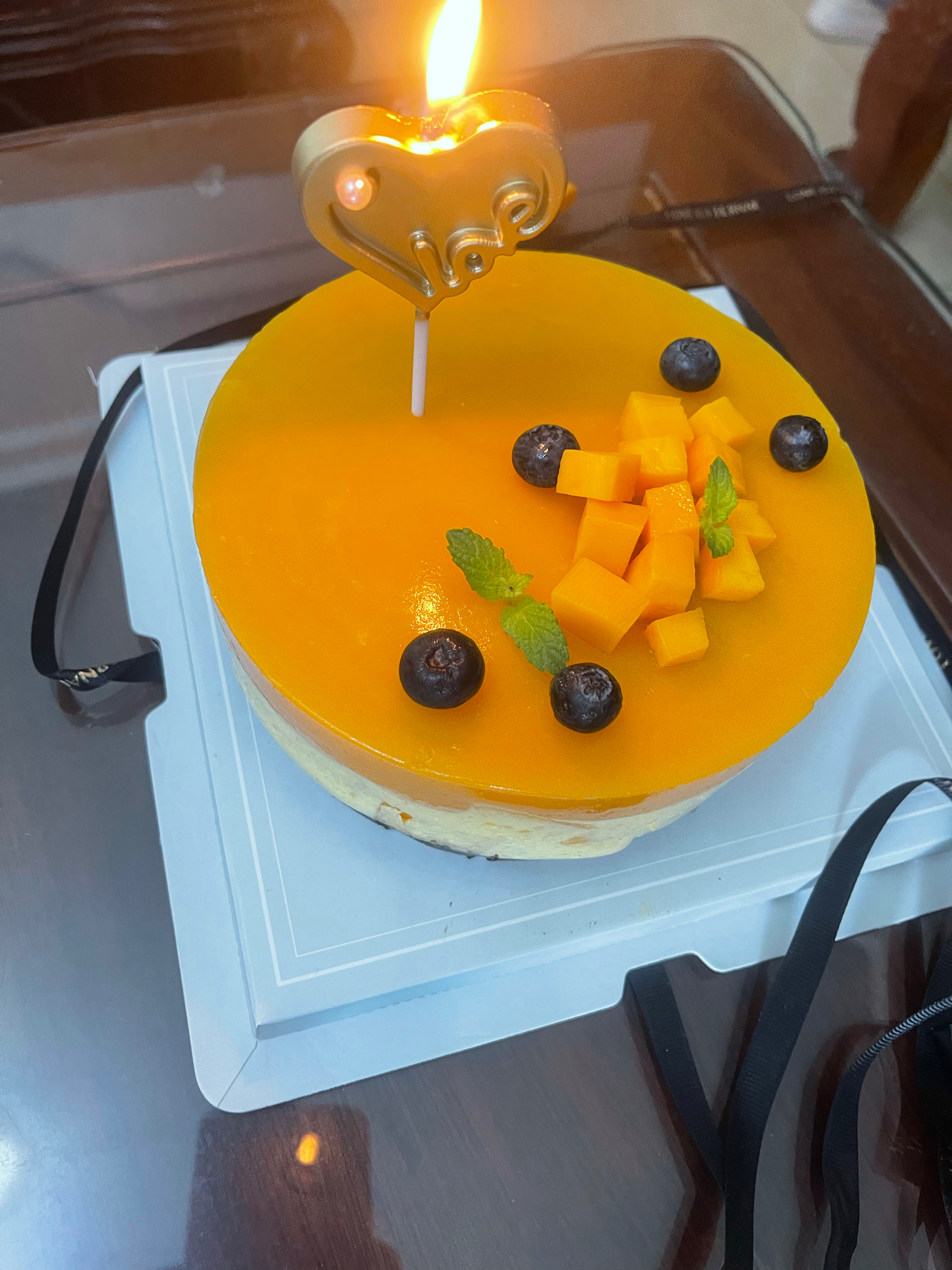 芒果奶酪慕斯生日蛋糕