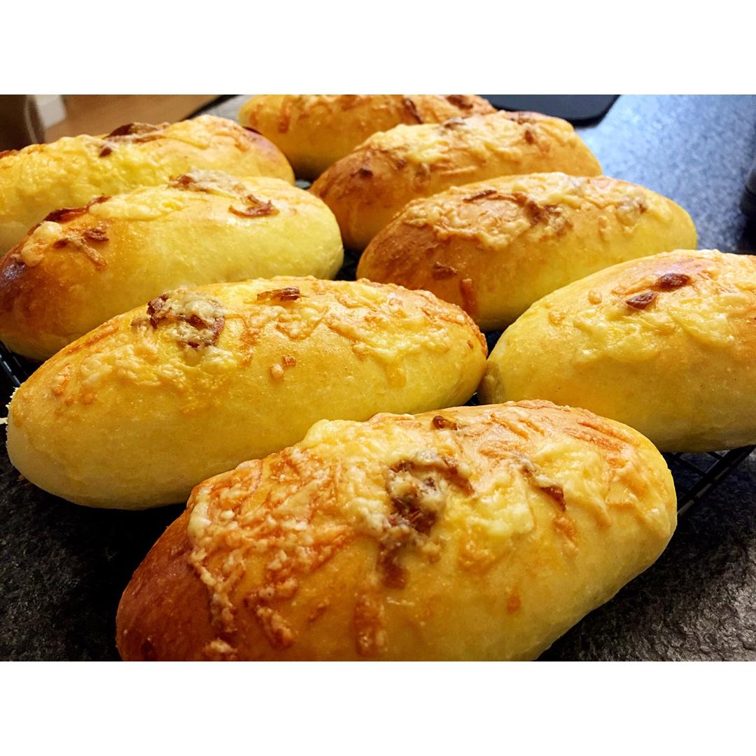 黄金鹅油香葱面包