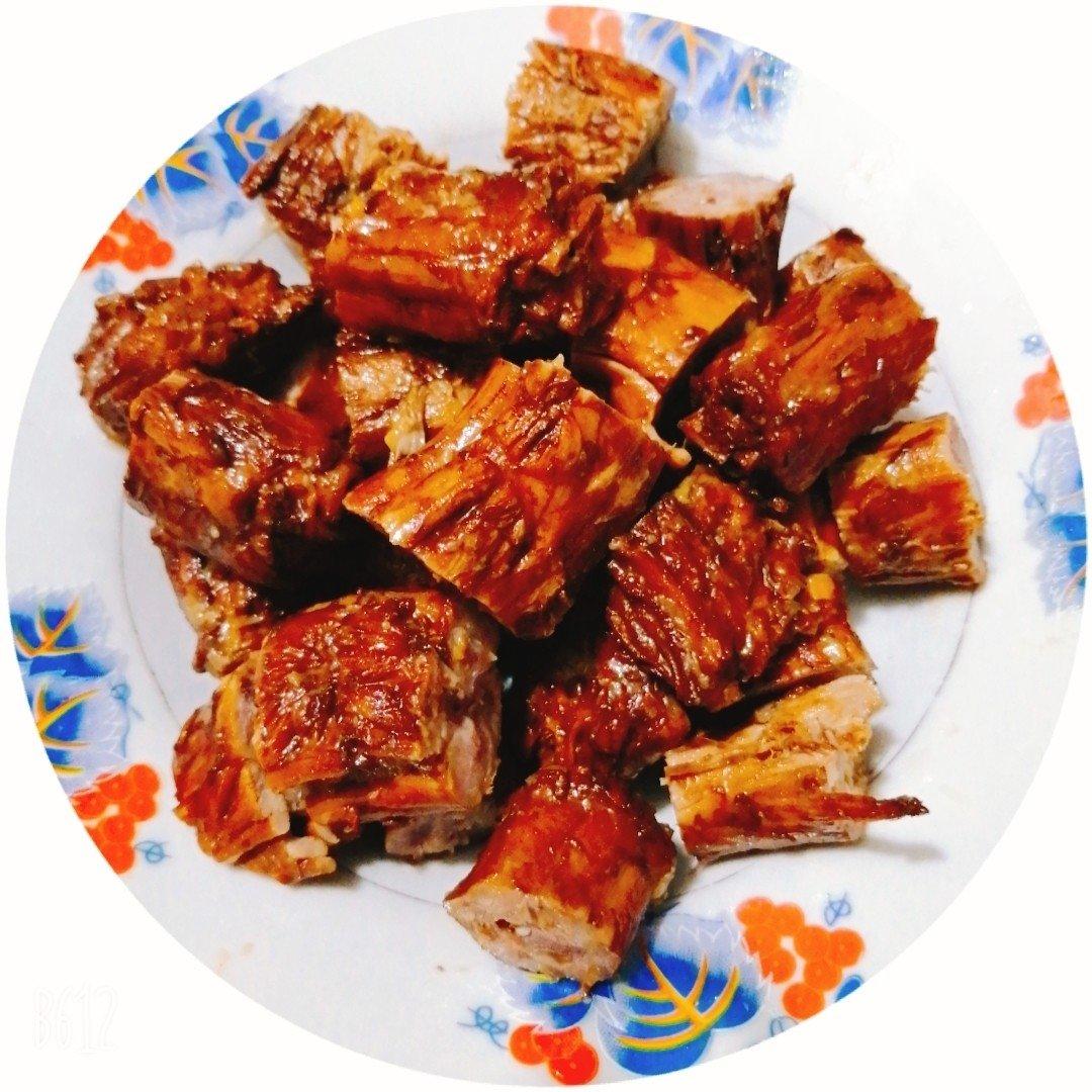 麻辣鸭脖