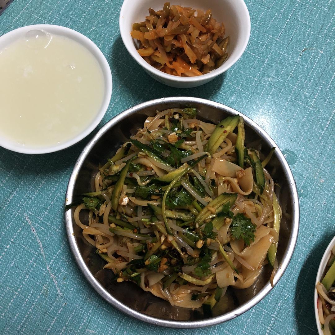 超级简单零难度夏日开胃的凉面拌面做法
