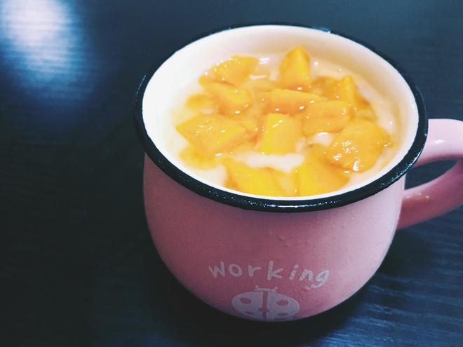 芒果酸奶捞的做法
