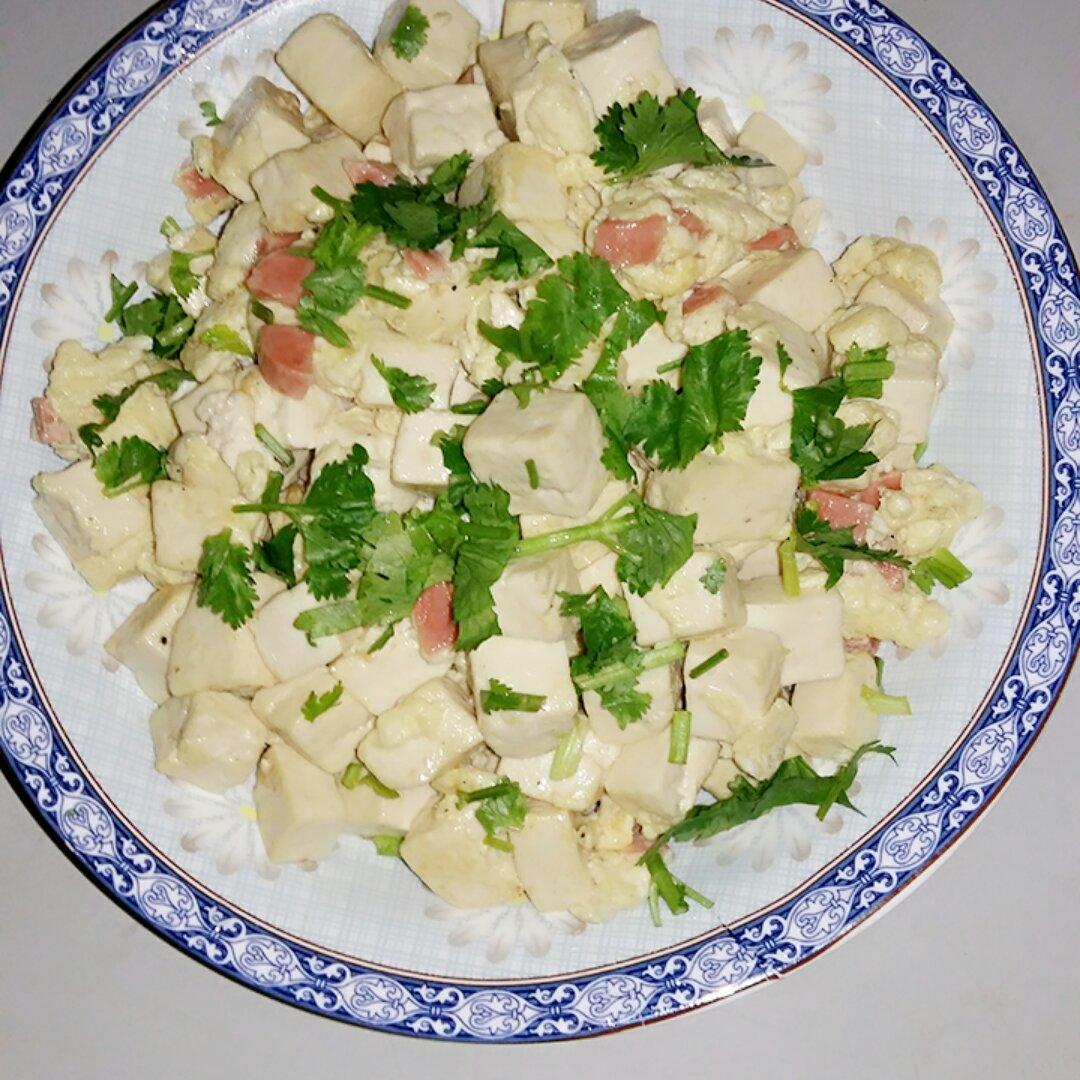 蛋包豆腐丁