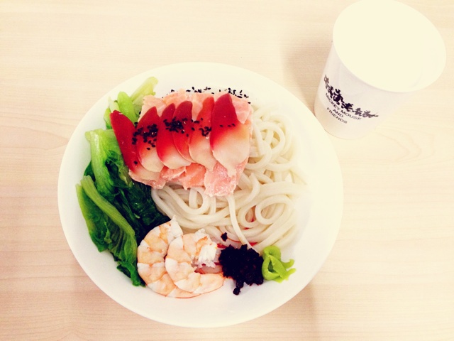 海鲜蔬菜乌东面