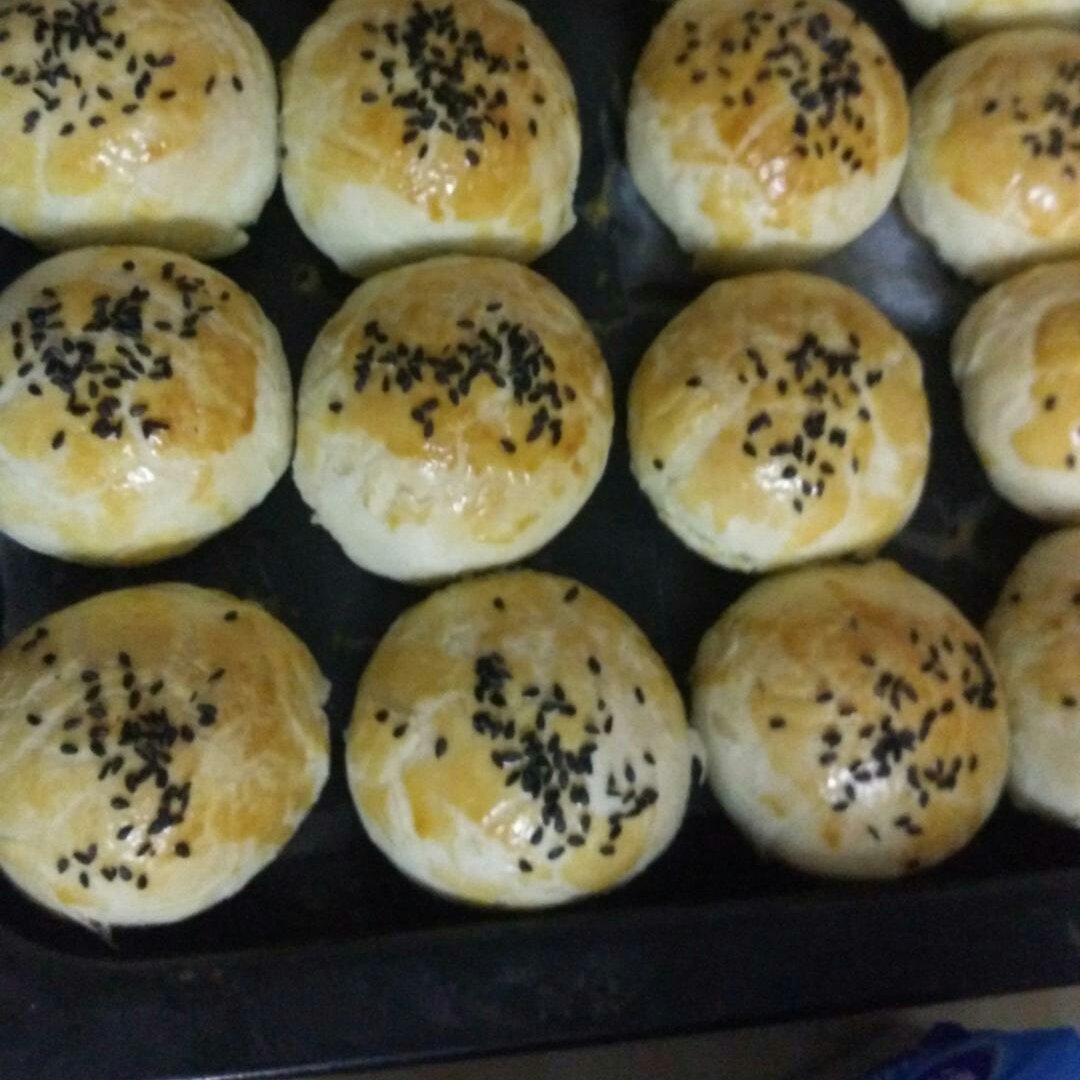 蛋黄酥：抹茶酥：（奶黄味）