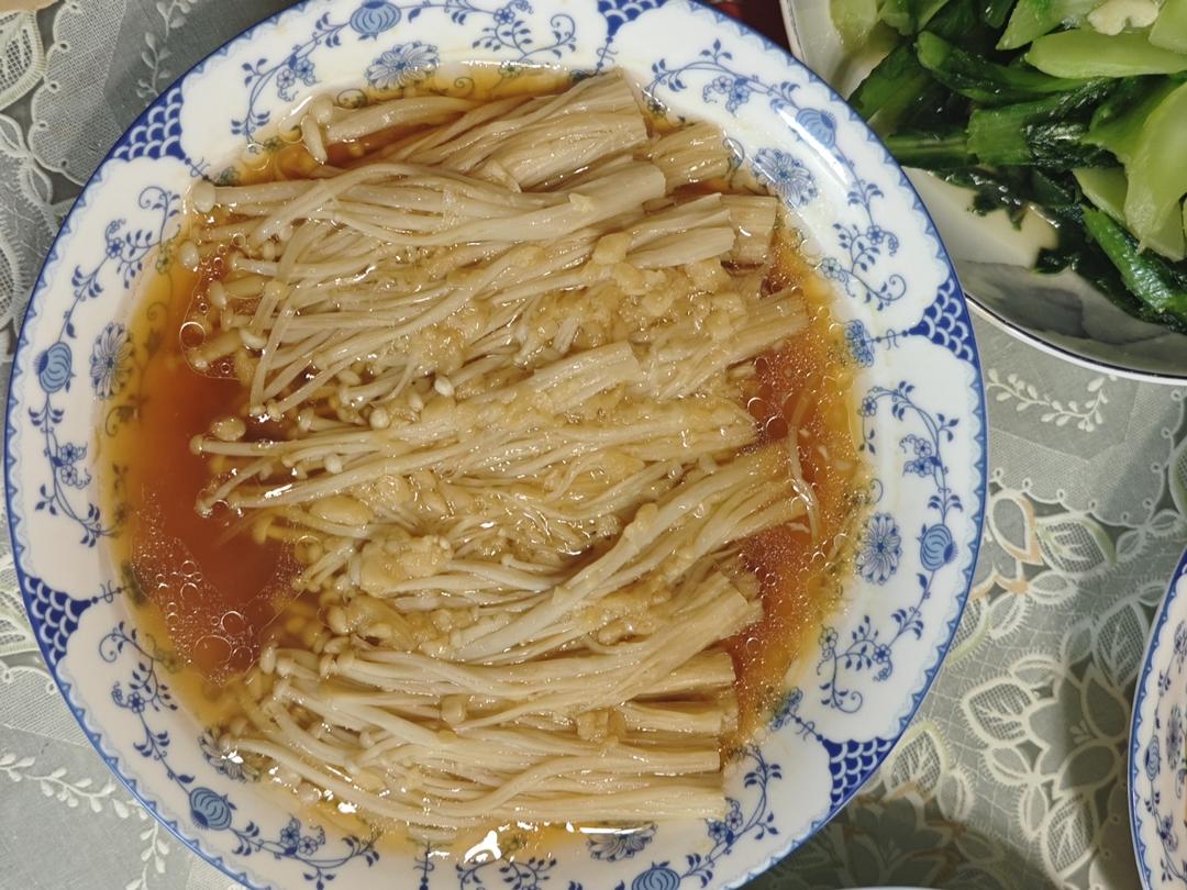 蒜蓉蒸金针菇