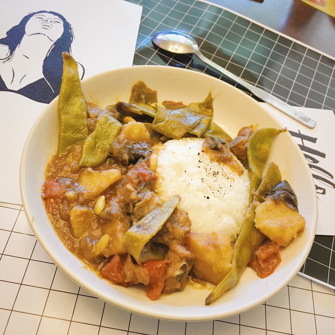 红烧排骨炖豆角土豆