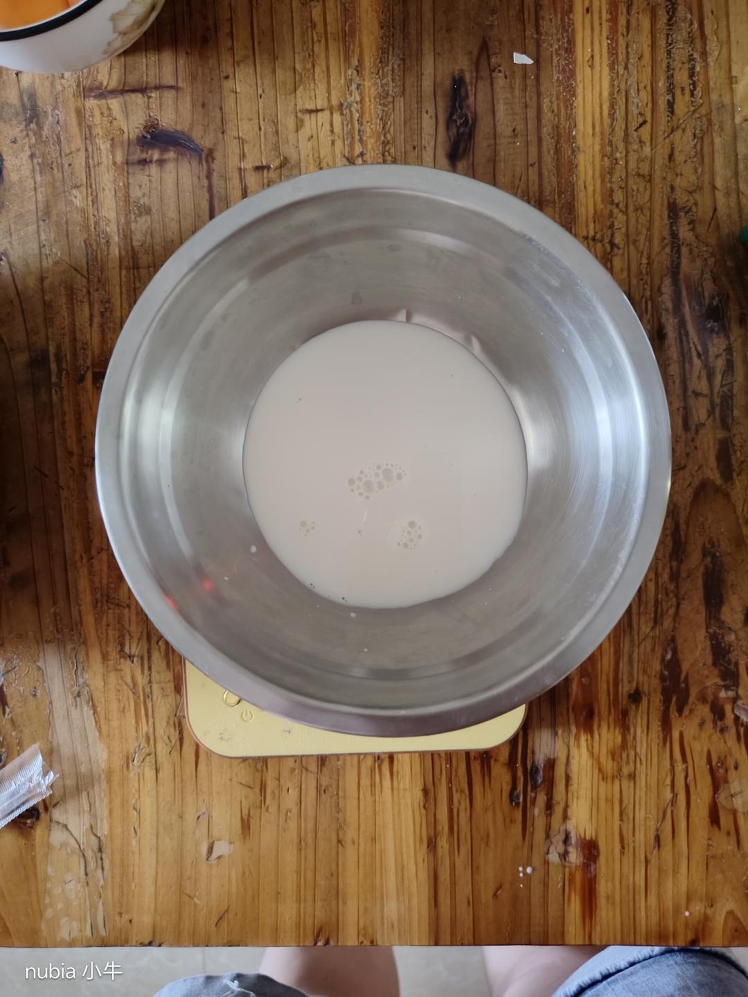 纯奶手撕吐司的做法 步骤1